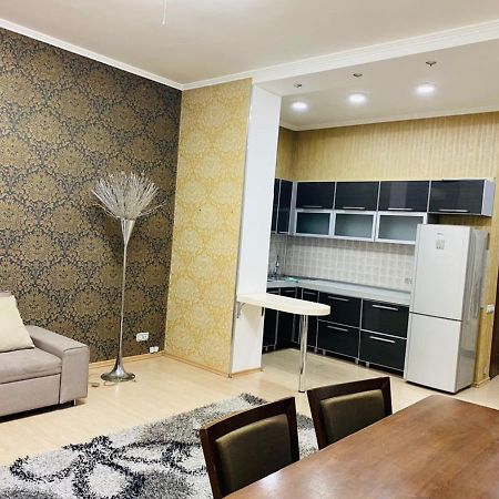 Бульвар Эркиндик74 Bishkek Exterior photo
