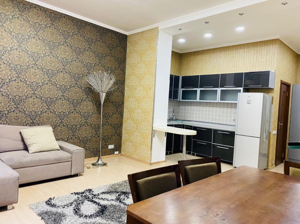 Бульвар Эркиндик74 Bishkek Exterior photo