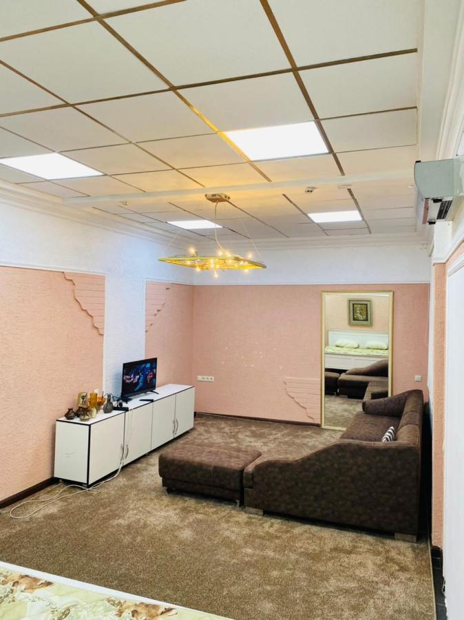 Бульвар Эркиндик74 Bishkek Exterior photo